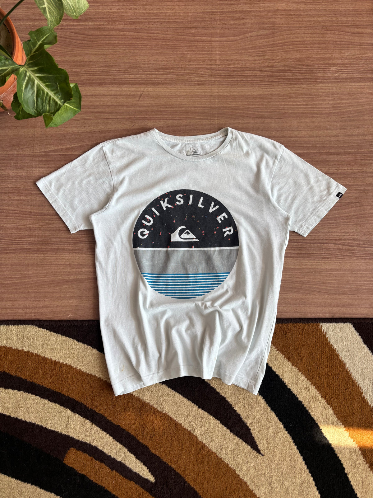 Quiksilver tee (M)