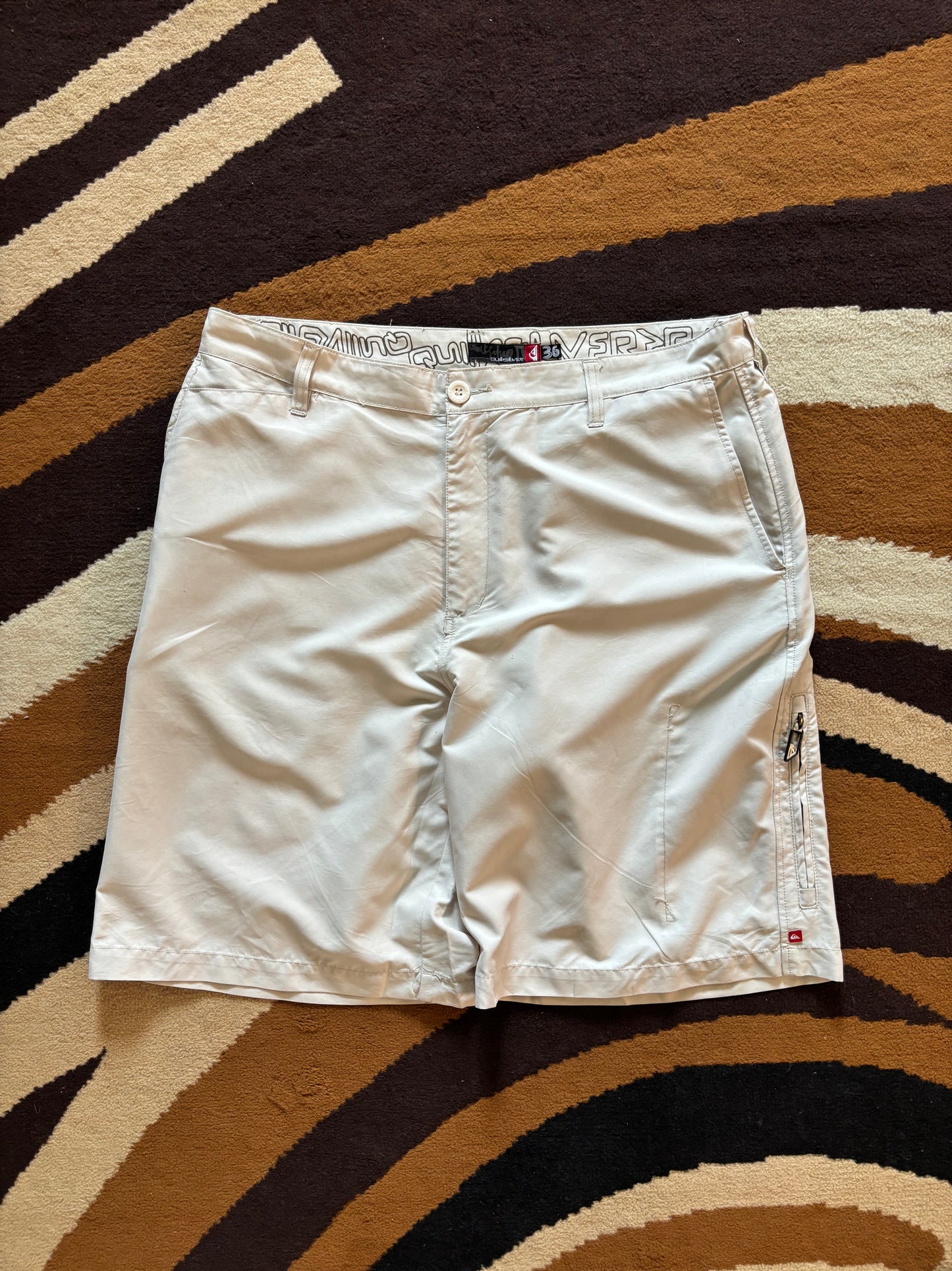 Quiksilver Khaki Shorts (36)