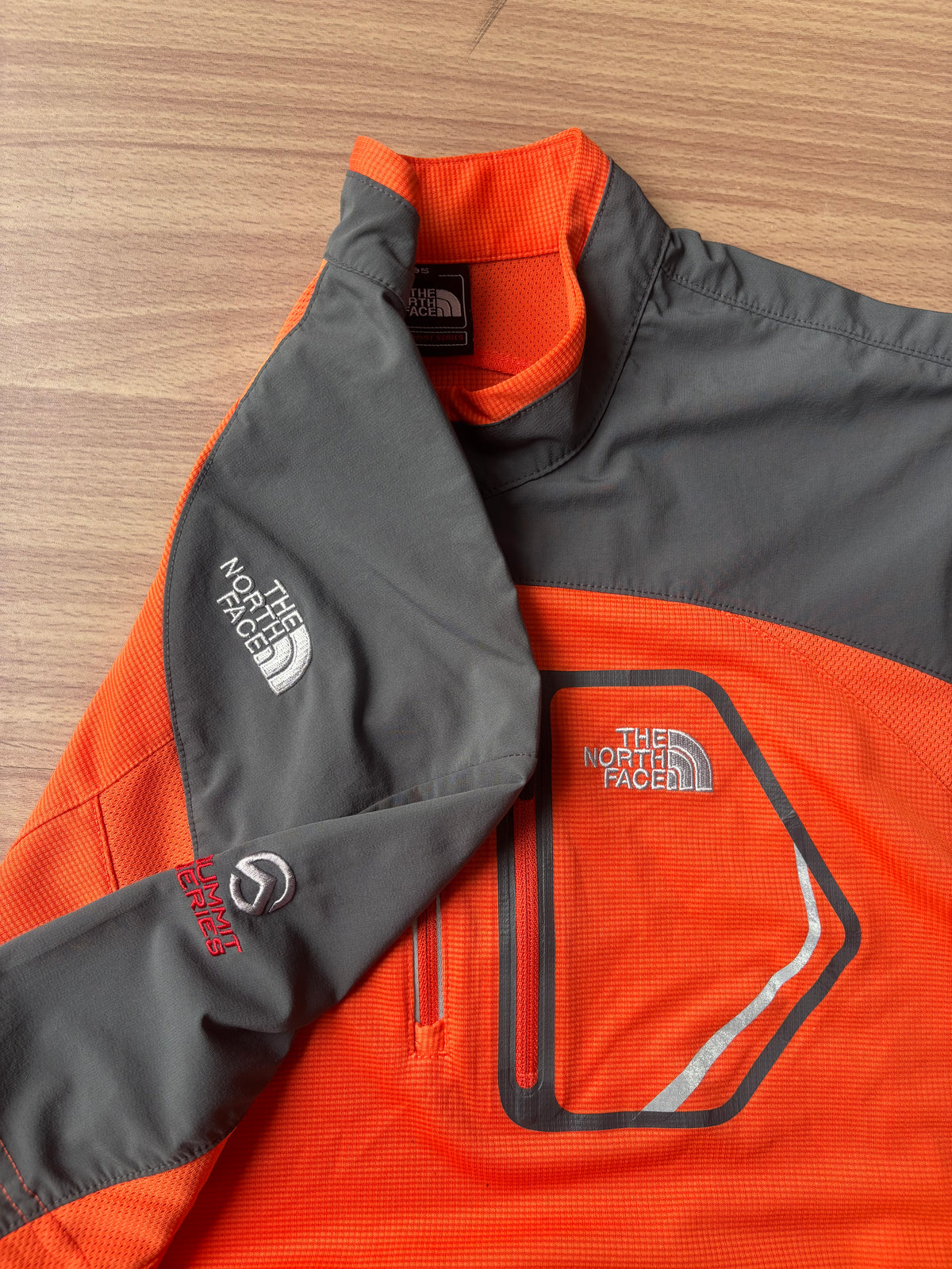 The North Face Summit series tee (S)