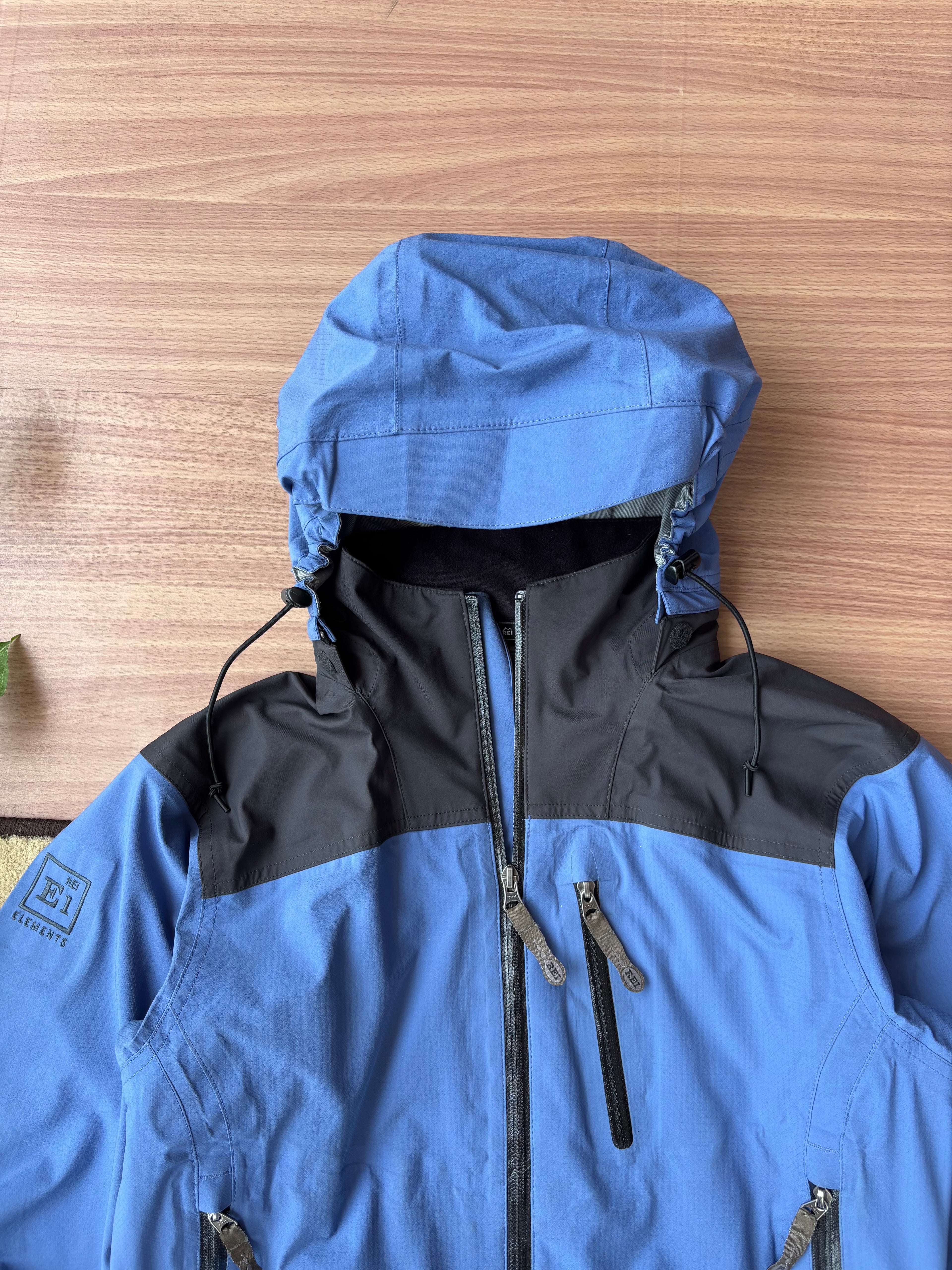 REI Elements shell (M)