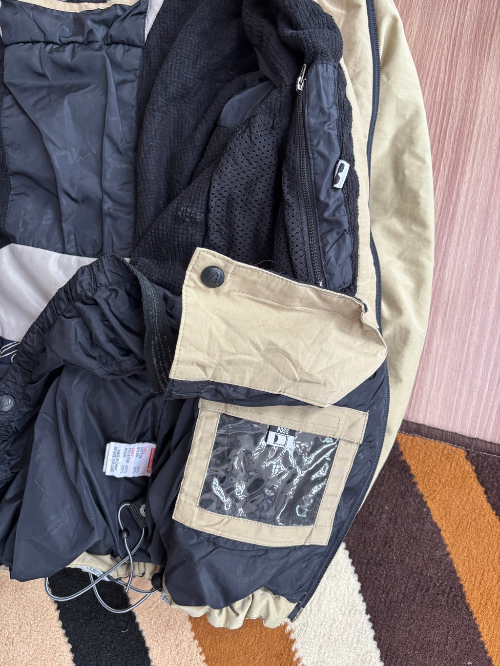 Vintage Quiksilver technical jacket