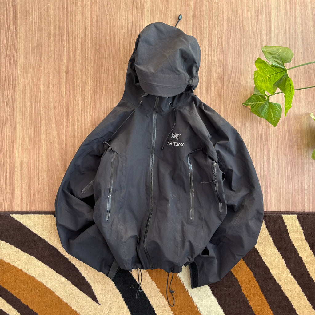 Arcteryx βAR GoreTex Shell